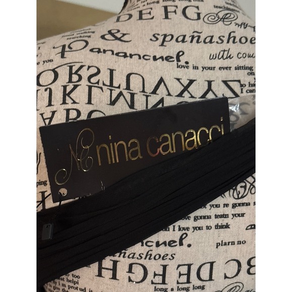 Nina Canacci Black Fuschia Ombre One Shoulder Gown Beaded Embellished Size 2 - Picture 10 of 11